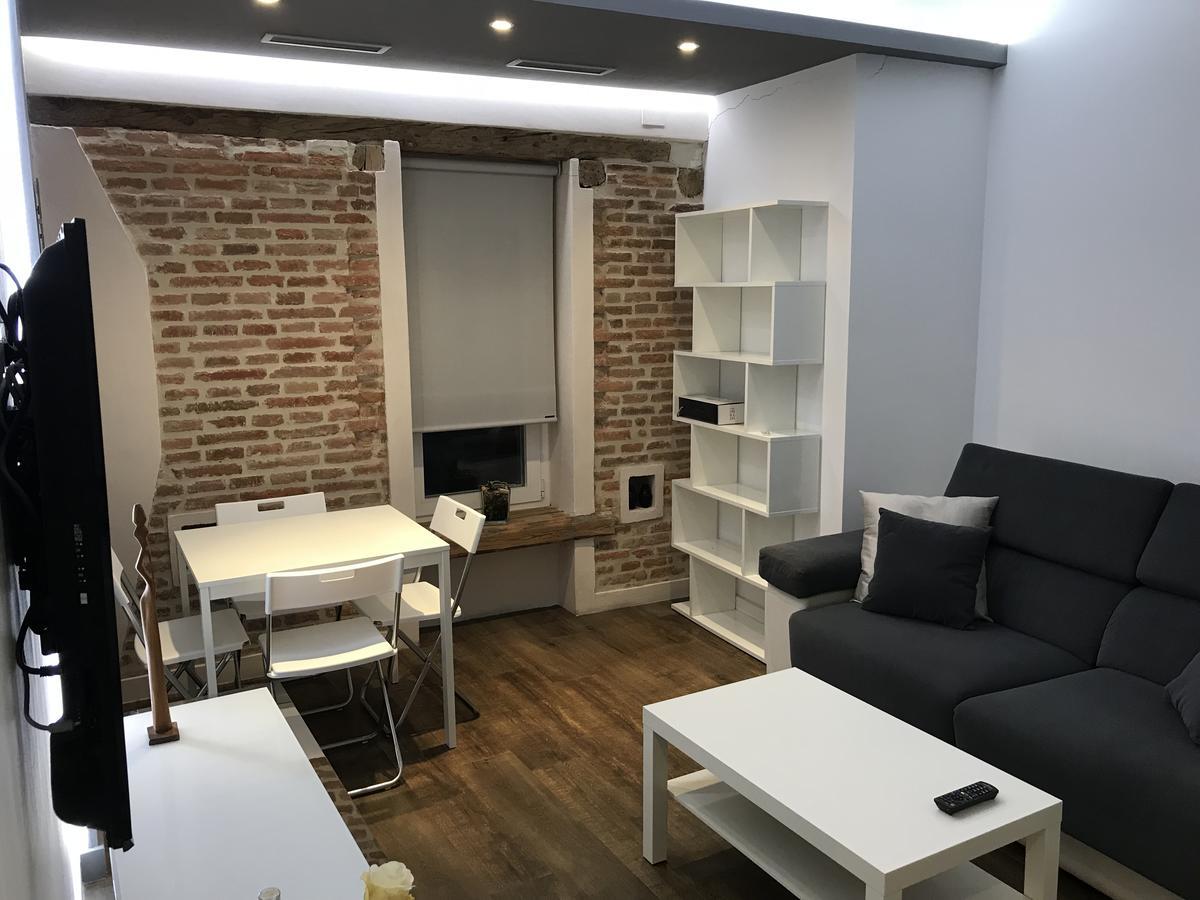 Airva: Apartamento Duque De La Victoria Valladolid Dış mekan fotoğraf
